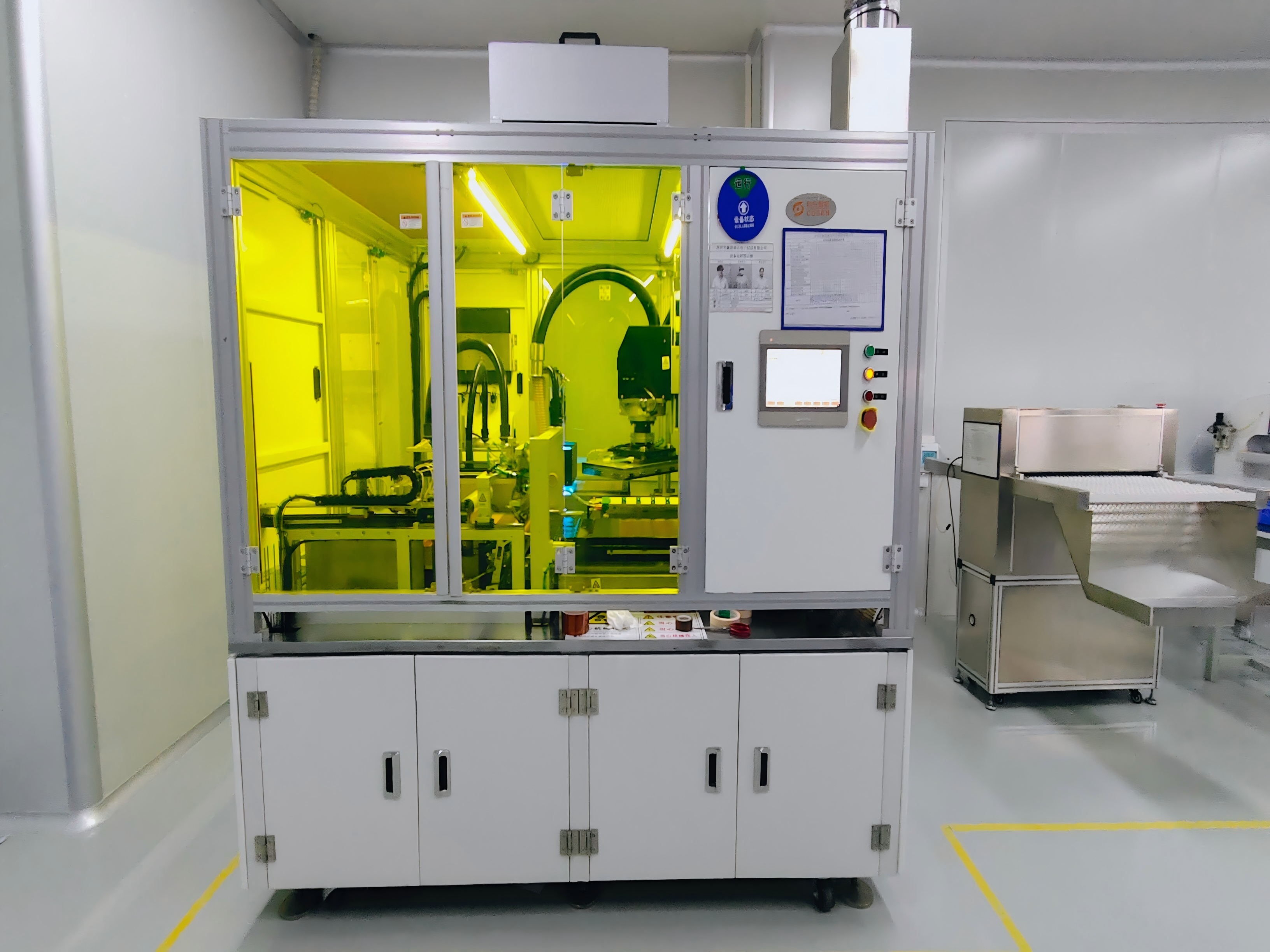 Pasting and sealing machine